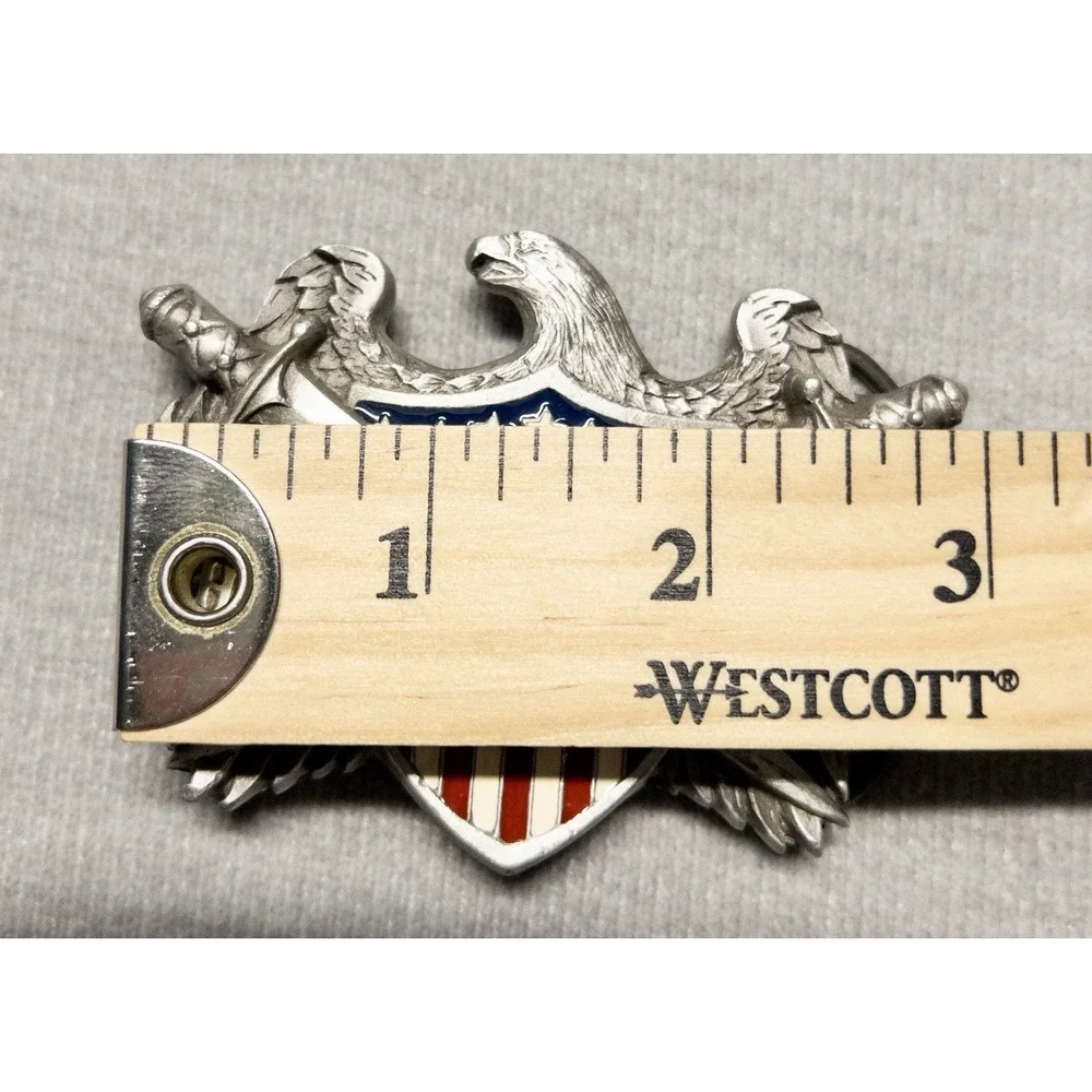 VINTAGE CHROME WARRIOR BIKER BELT BUCKLE EAGLE‎ FLAG AND CROSSED SWORDS RESIN
